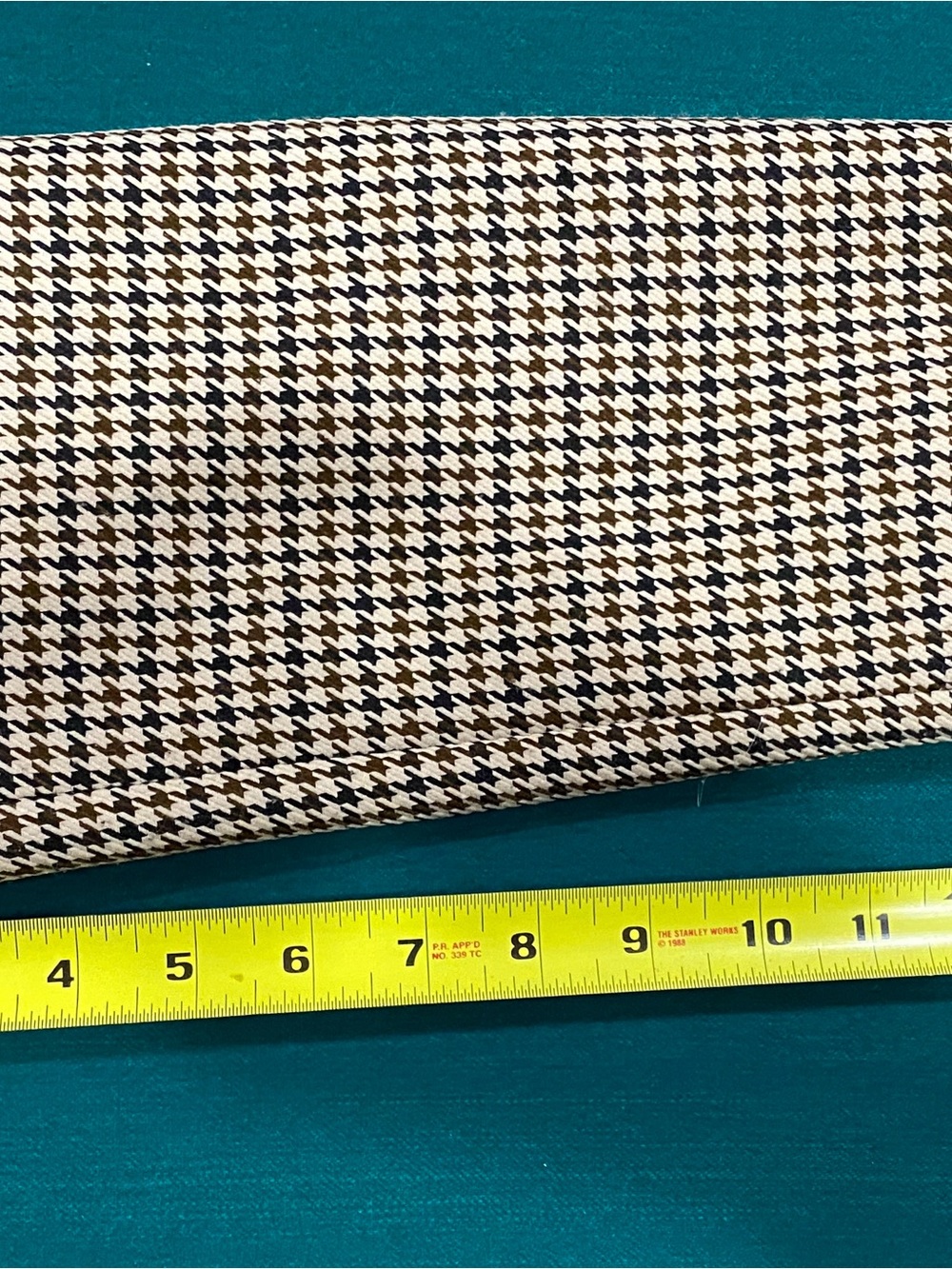 Tahari Brown, Black & Tan Houndstooth Women’s Blazer - Picture 15 of 16
